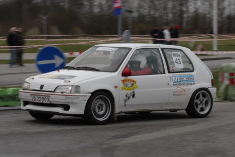 Klasse 4 vinderne - Bent S. Andersen og Rasmus S. Andersen i deres Peugeot 106 Rallye.
(Foto: Motorsporten.dk)